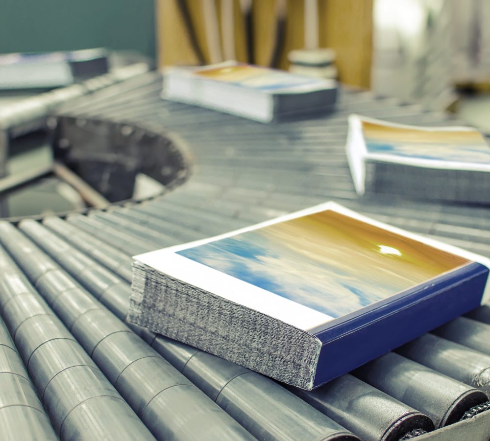 Book,,Magazine,,Production,Line,Into,Press,Plant,House.,Automatic,Assembly Book,,Magazine,,Production,Line,Into,Press,Plant,House.,Automatic,Assembly
